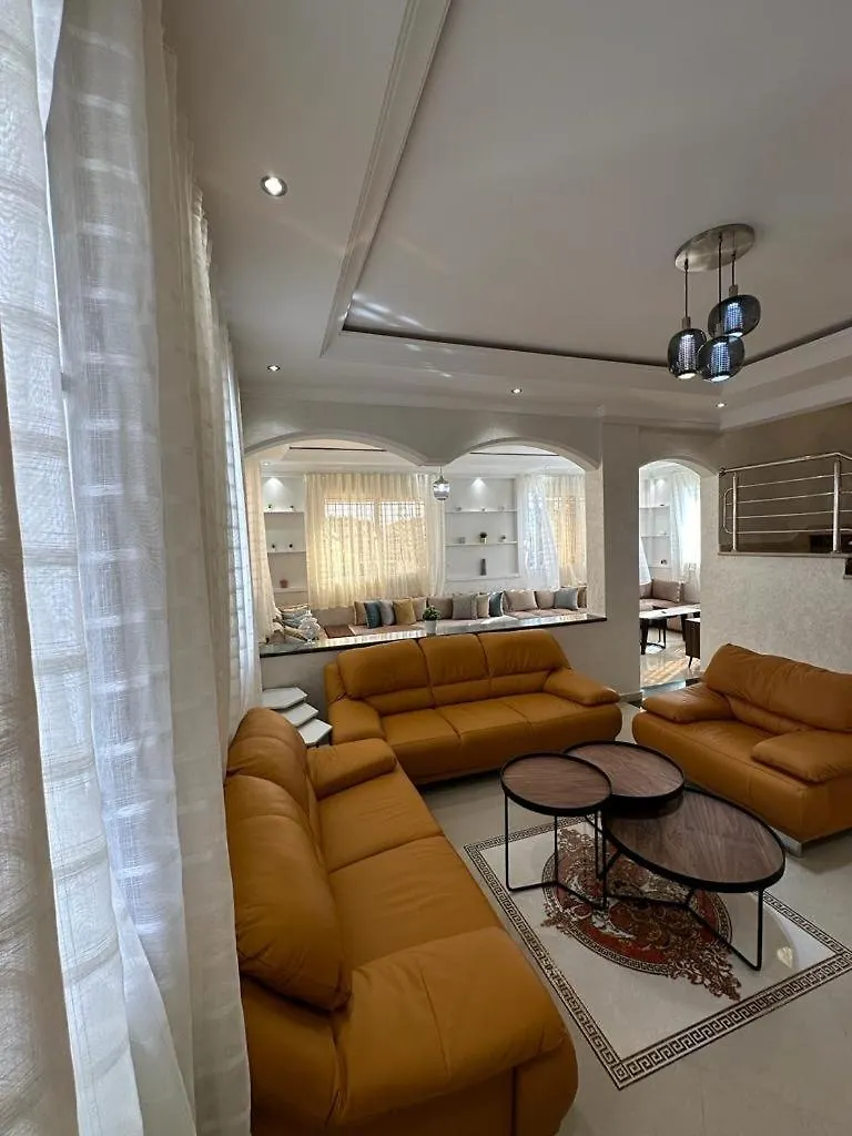 Villa Parfum D'Agadir - Piscine Privee - Spacieuse Et Concfortable - Parking - Vue Mer - Ambiance Familliale