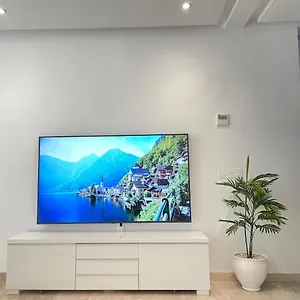 Bay - Luxury Near Apartment
